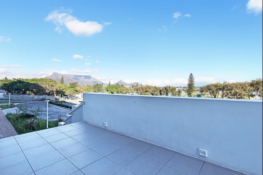 2 Bedroom Property for Sale in Milnerton Central Western Cape